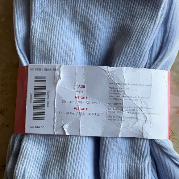 NWT girls set, size 4, top 100% cotton, leggings velour. - Picture 2 of 2